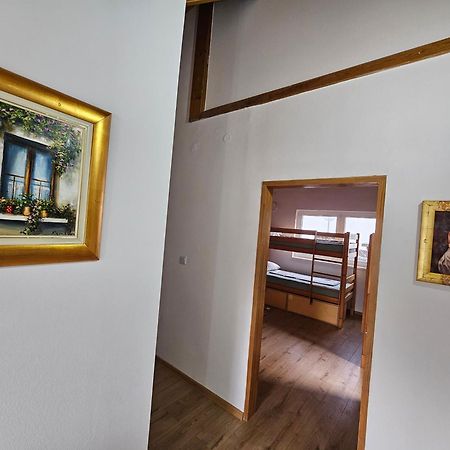 Leopold Chillout Hostel Saraievo Exterior foto
