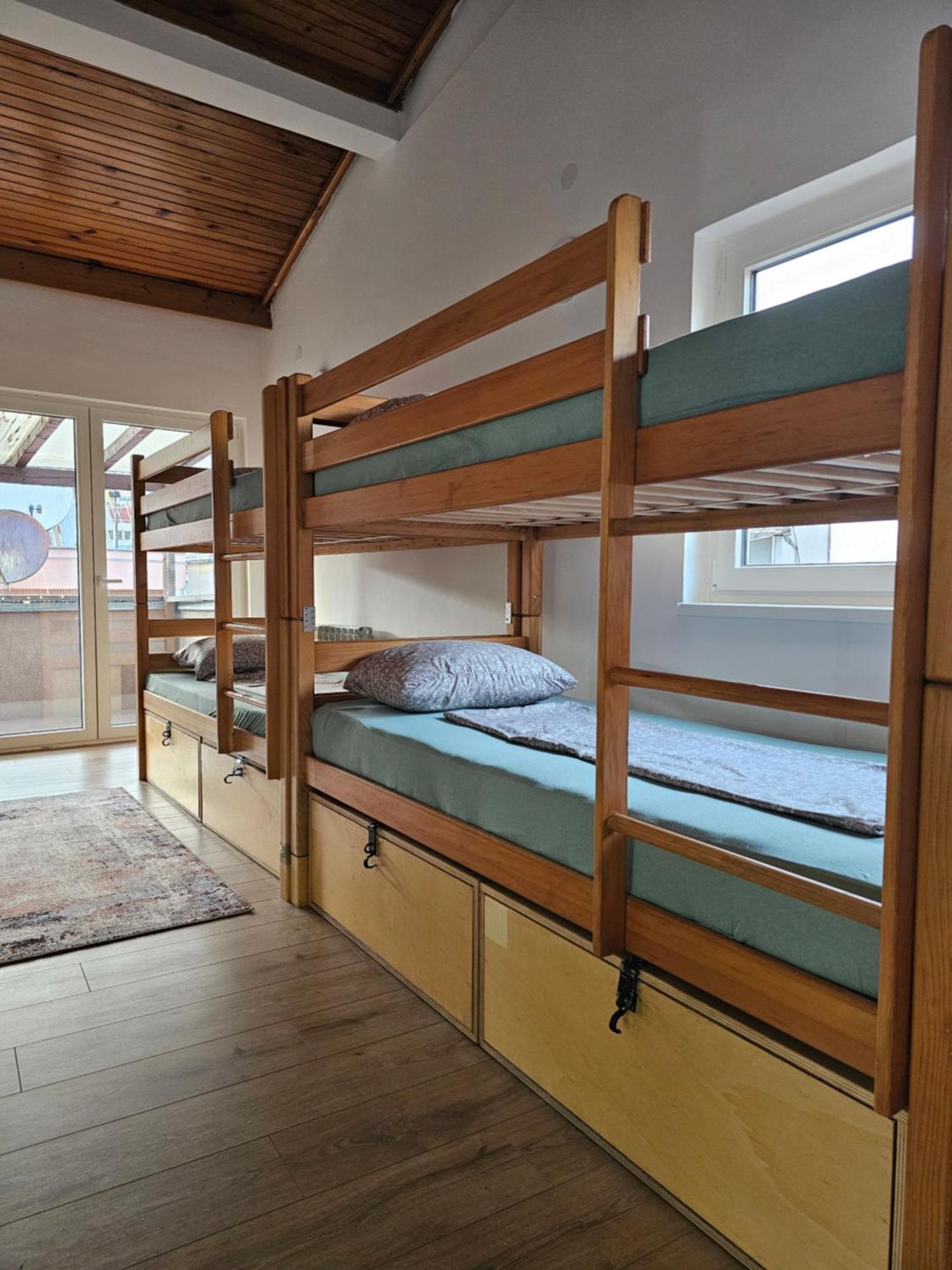 Leopold Chillout Hostel Saraievo Exterior foto