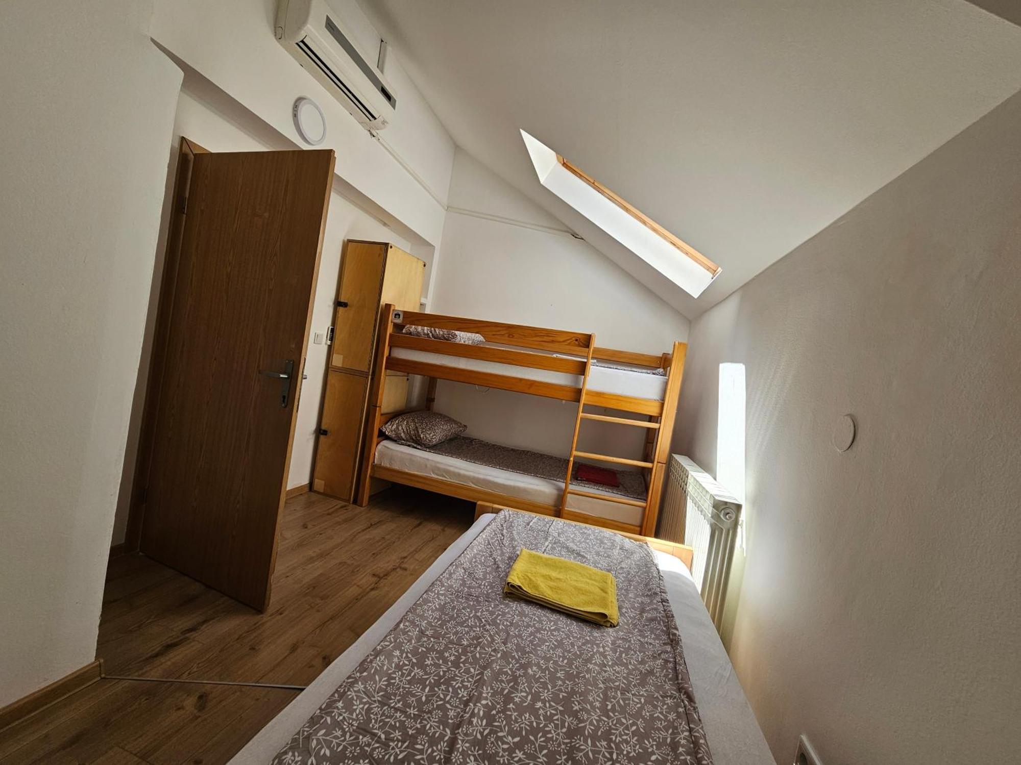 Leopold Chillout Hostel Saraievo Exterior foto